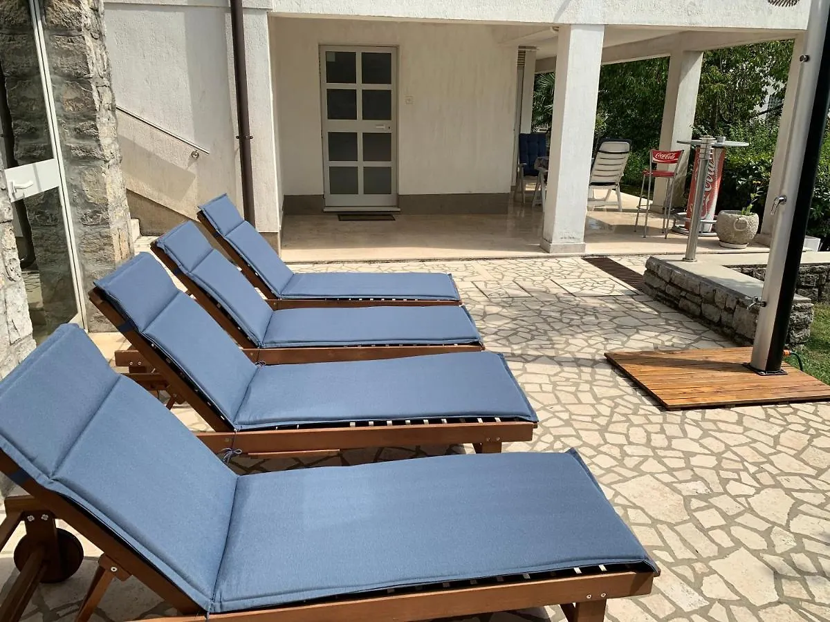 Deluxe Apartment Dora With A Private Parking, Terrace And See View Rijeka