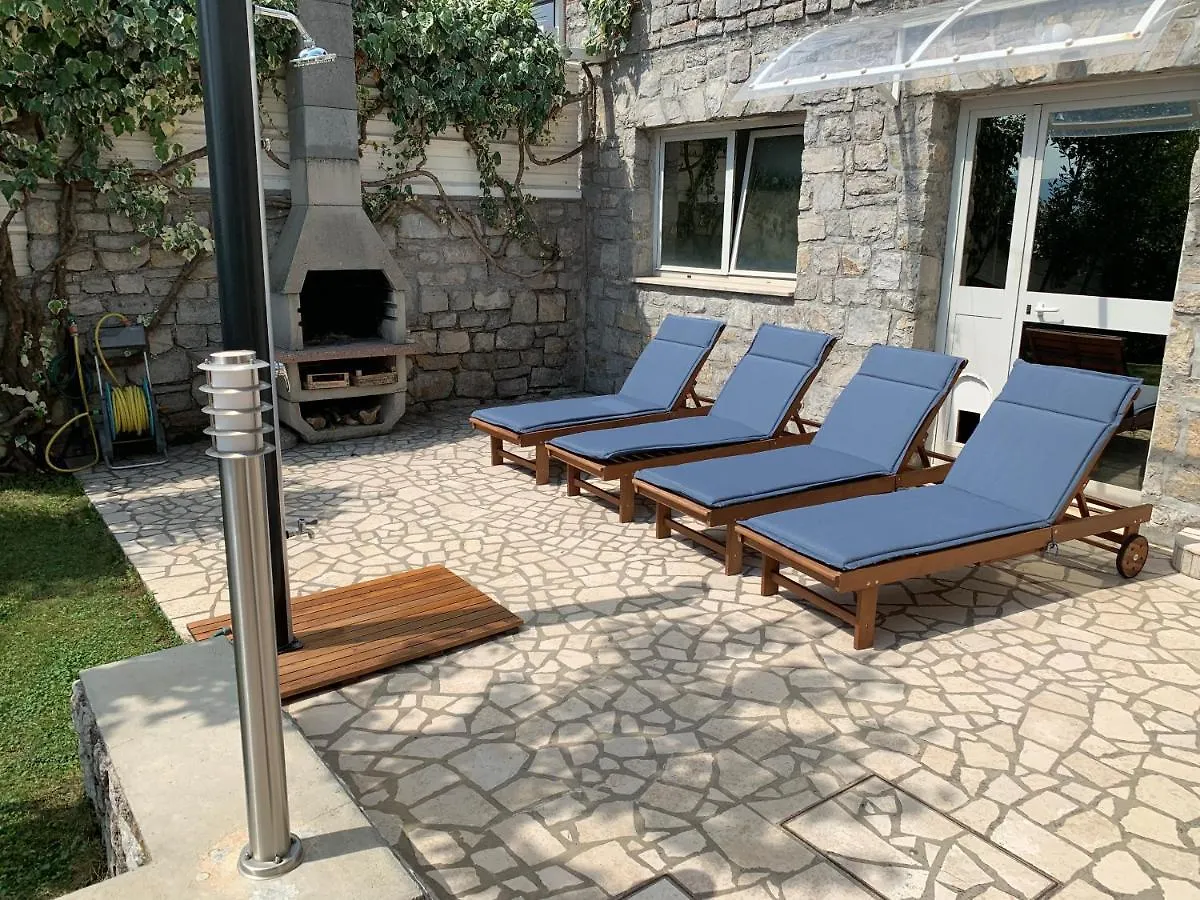 Deluxe Apartment Dora With A Private Parking, Terrace And See View Rijeka